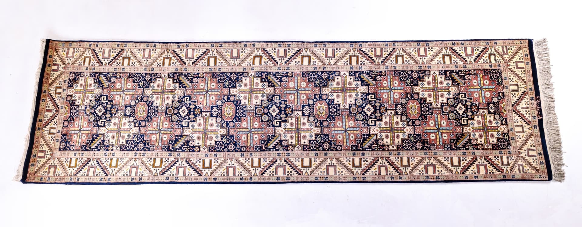 Pakistani Kashmiri Joshigan Double Knot Runner — Signed by Maker — photograph