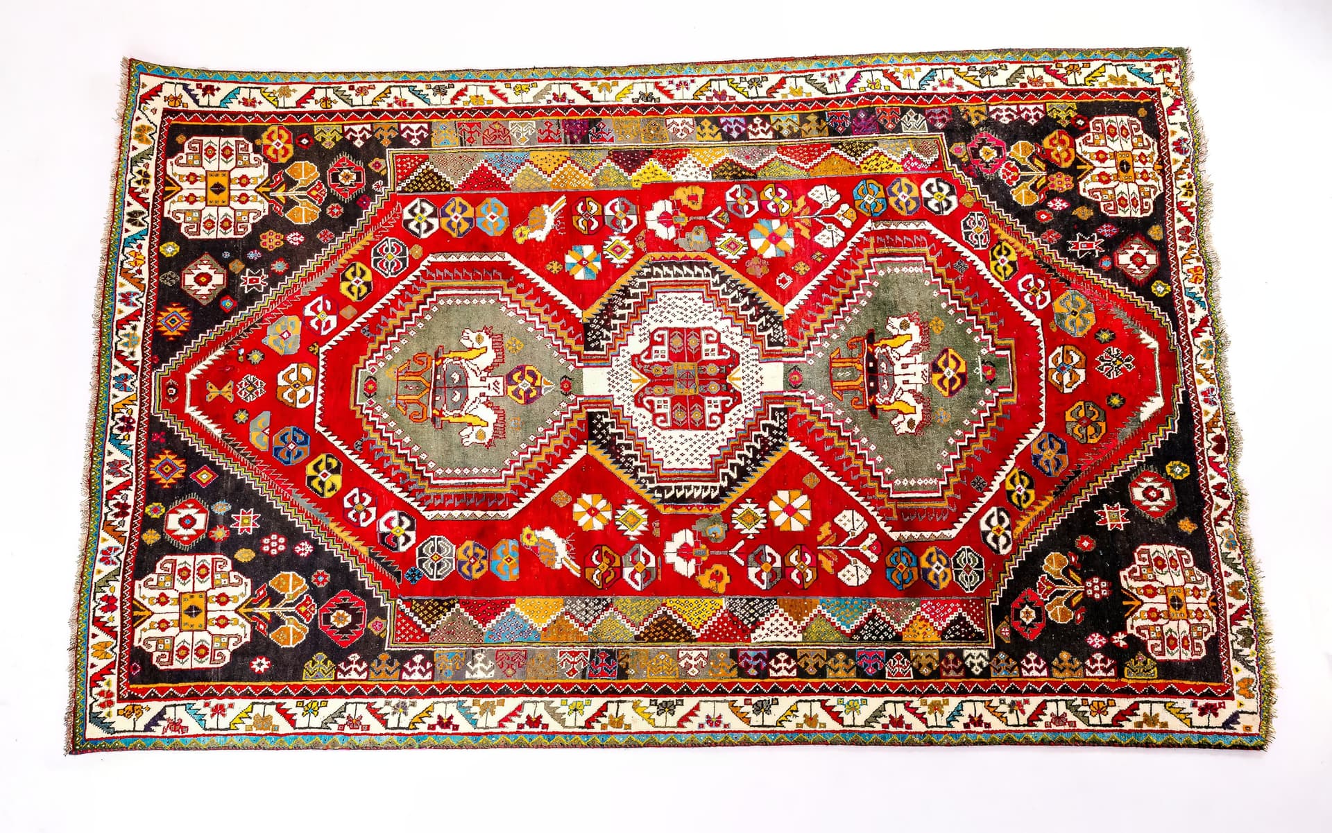 Persian Qashqai — photograph